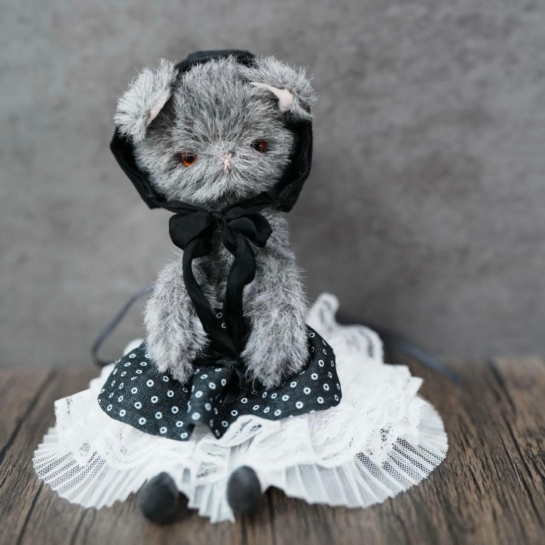 上品な猫さん テディベア ねこ ぬいぐるみ 海外作家様 ハンドメイド 優雅