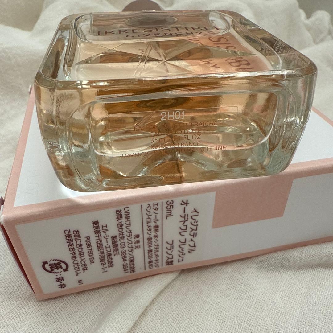 香水(女性用) Givenchy Irresistible Eau de Parfum