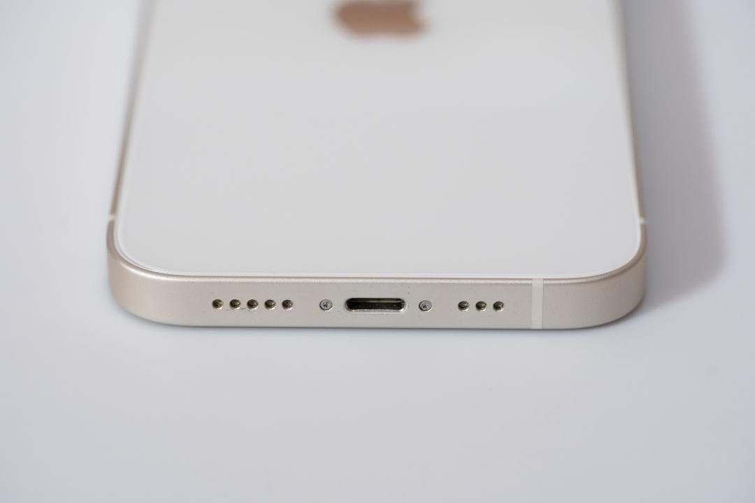 香港版 iPhone 13 128GB デュアルSIM SIMフリー ホワイト+