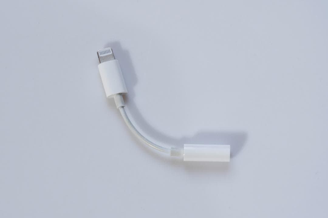 香港版 iPhone 13 128GB デュアルSIM SIMフリー ホワイト+