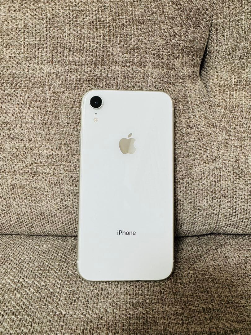 iPhone XR White 128 GB SIMフリー