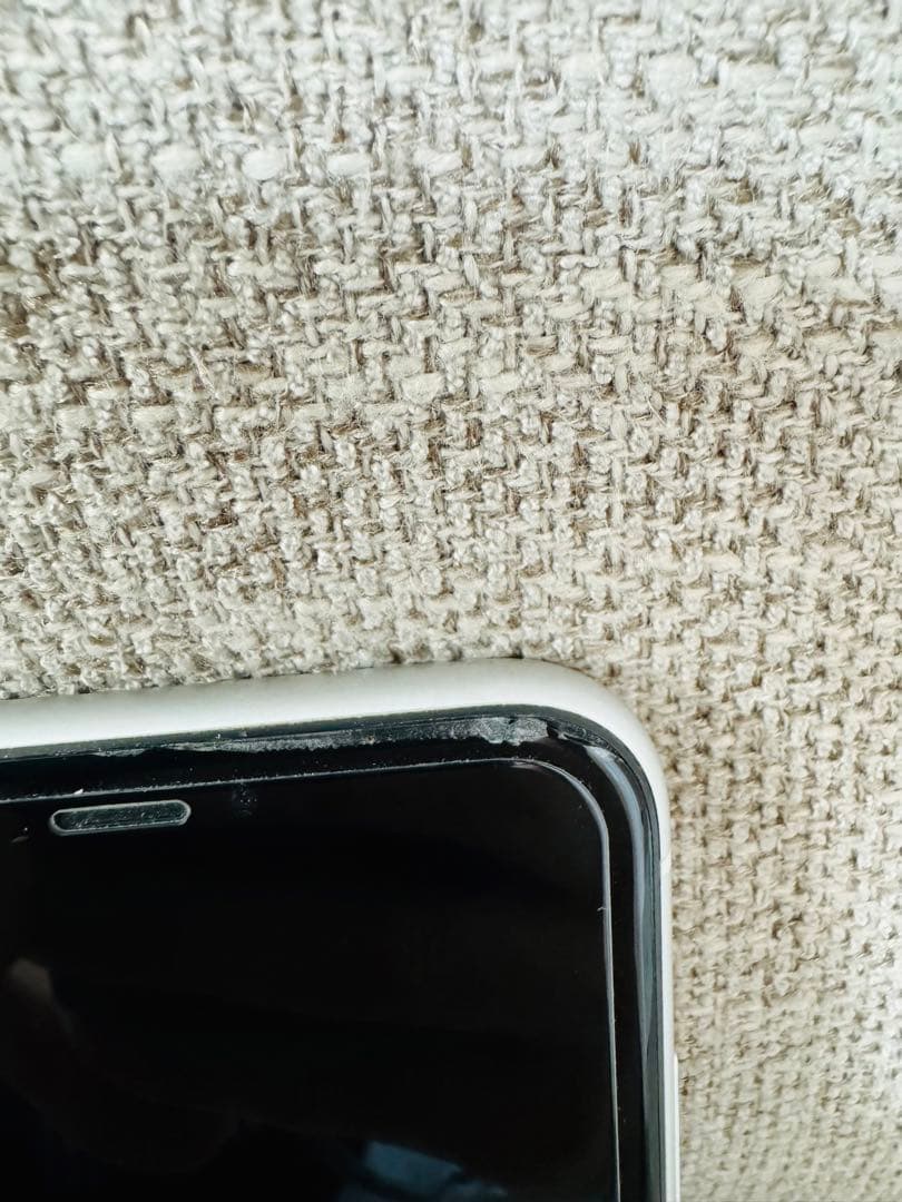 iPhone XR White 128 GB SIMフリー