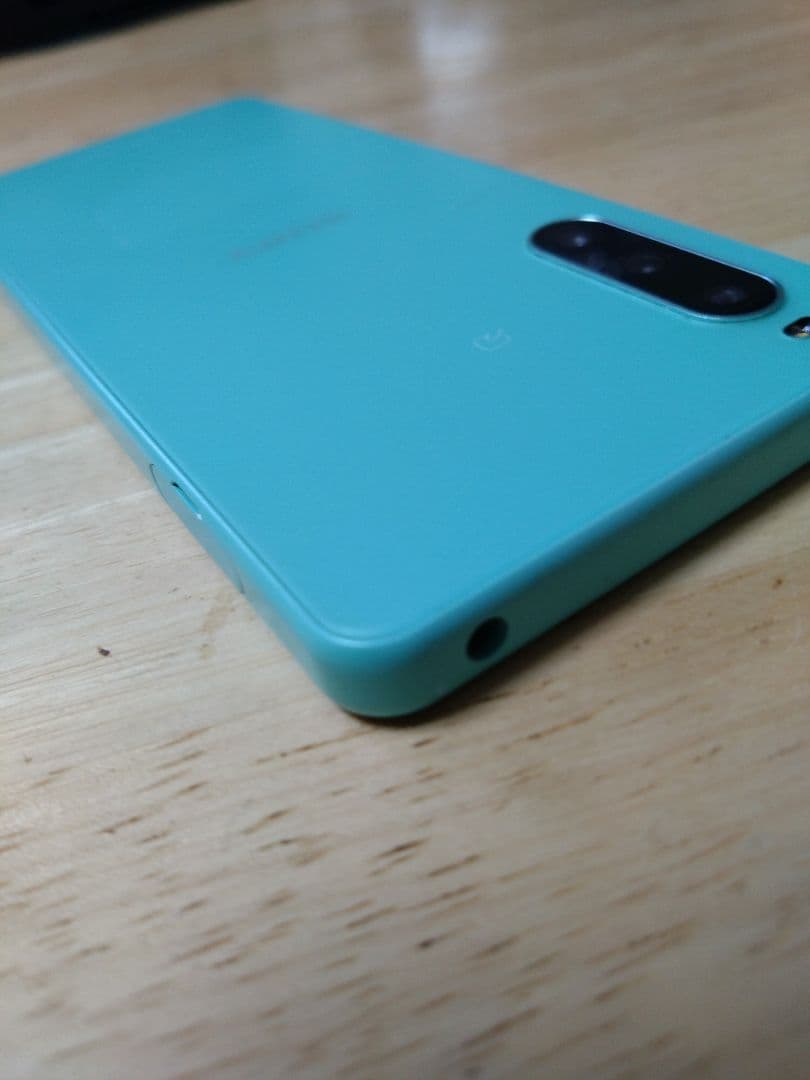 SONY Xperia 10 IV（SOG07）グリーン 本体