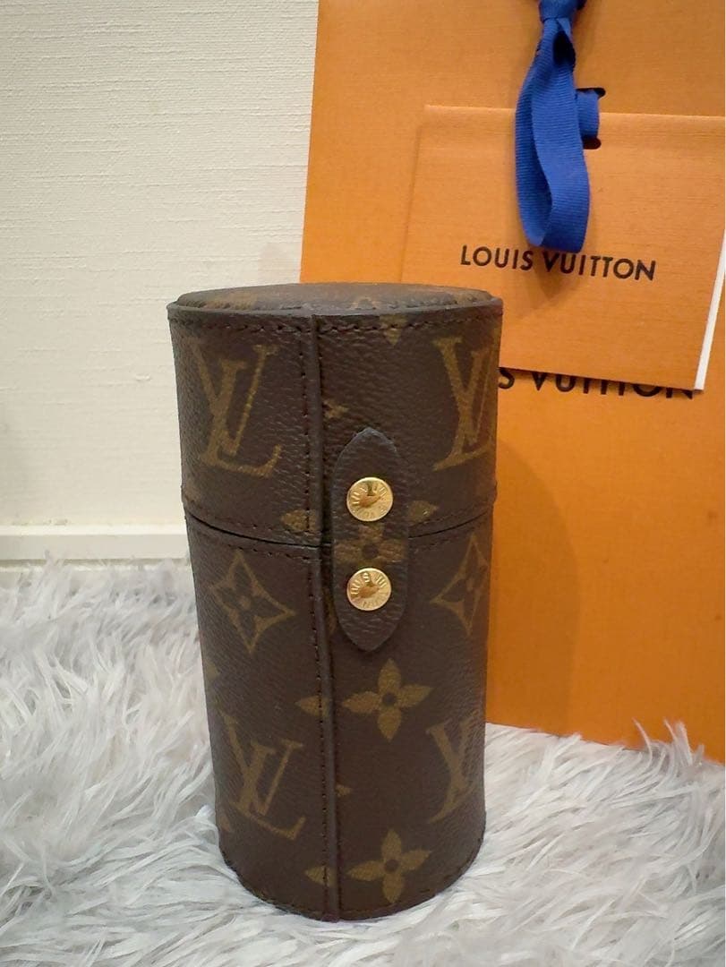 Louis Vuitton トラベルケース