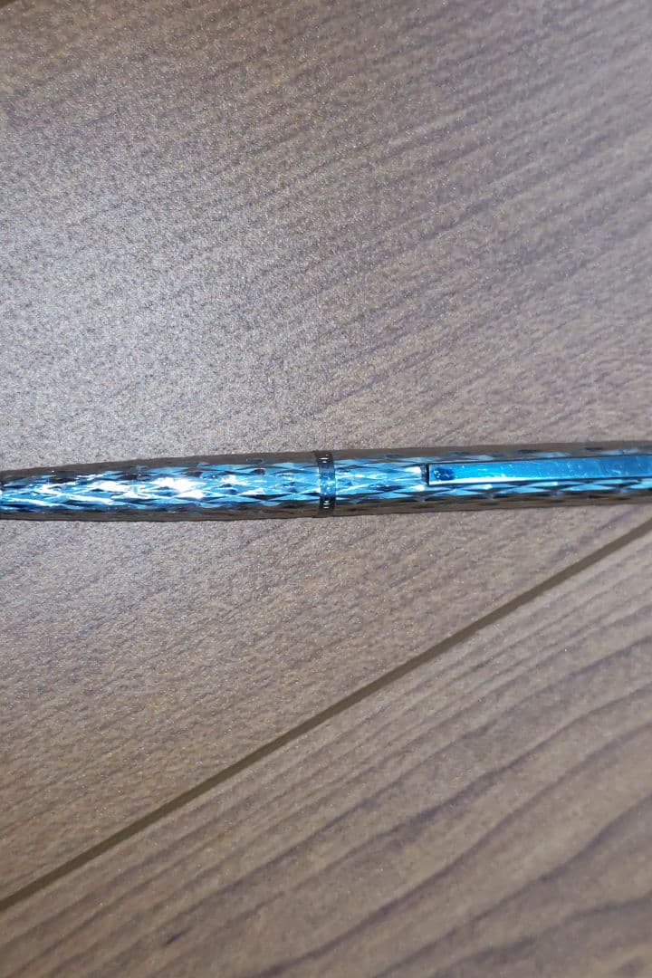 Tombow 波シリーズ ミラーボール 0.5mm MP