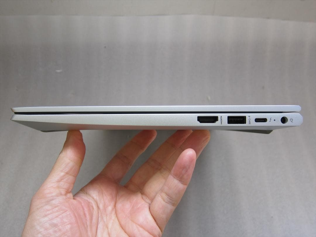 HP13世代Core i5-1335U/16G/SSD256G/13.3フルHD
