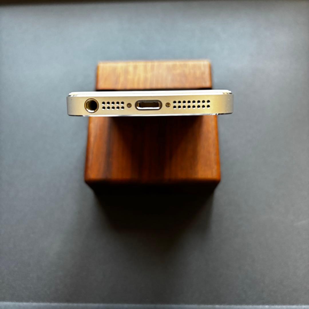 ✨バッテリー新品交換済 : 極美品✨Apple iPhone 5s シルバー ③