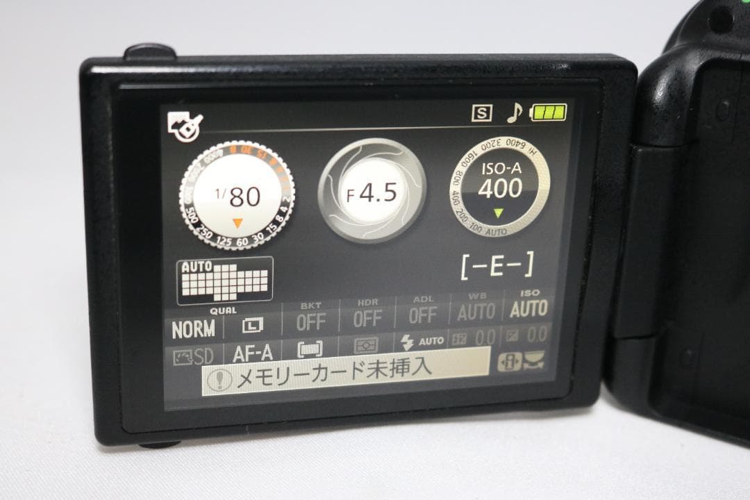 大人気⭐中望遠レンズ NIKON D5200 ⭐初心者入 門セット⭐ 一眼レフ