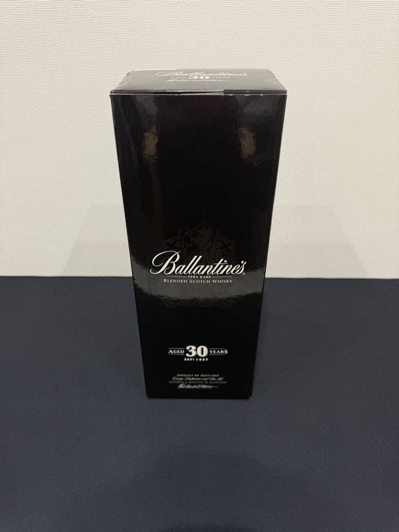 【未開封】Ballantine’s バランタイン 30年 箱付き