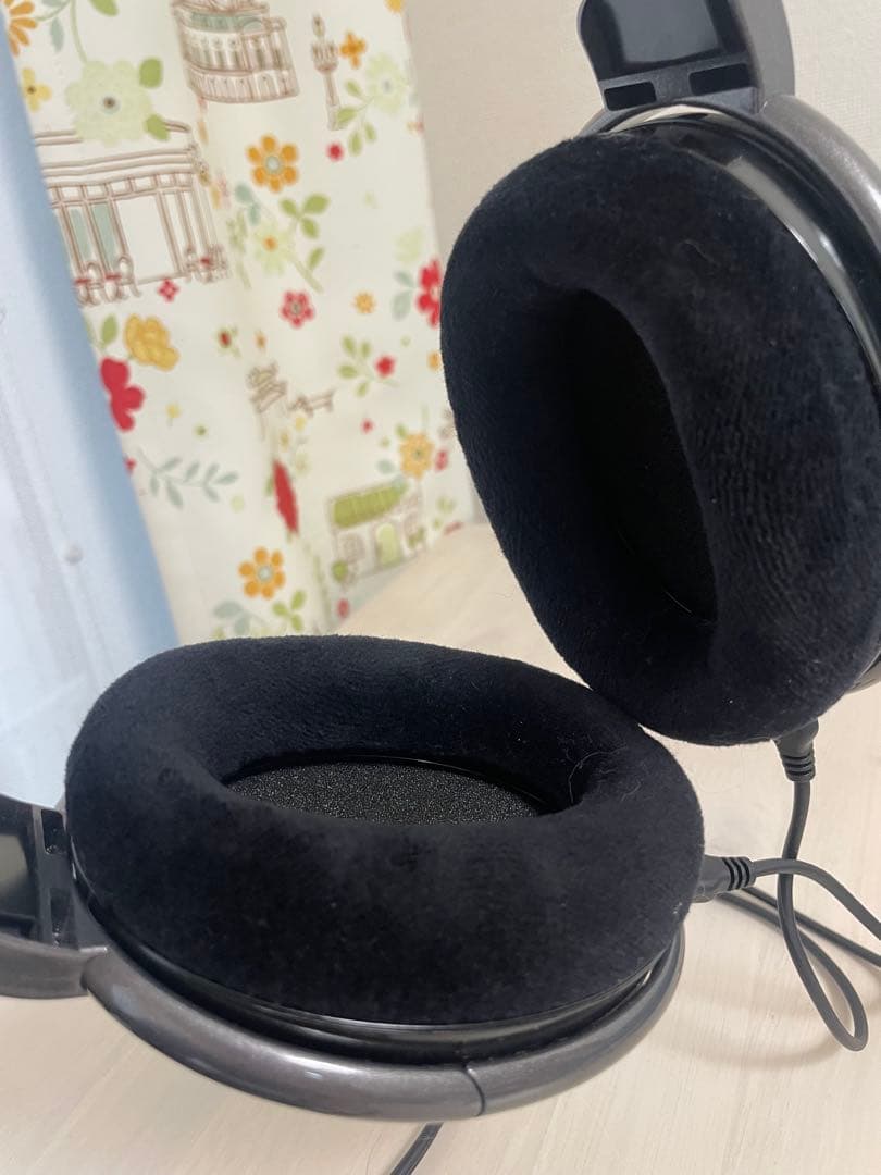 ゼンハイザー HD650 開放型有線ヘッドホン 着脱式ケーブル・イヤーパッド新品