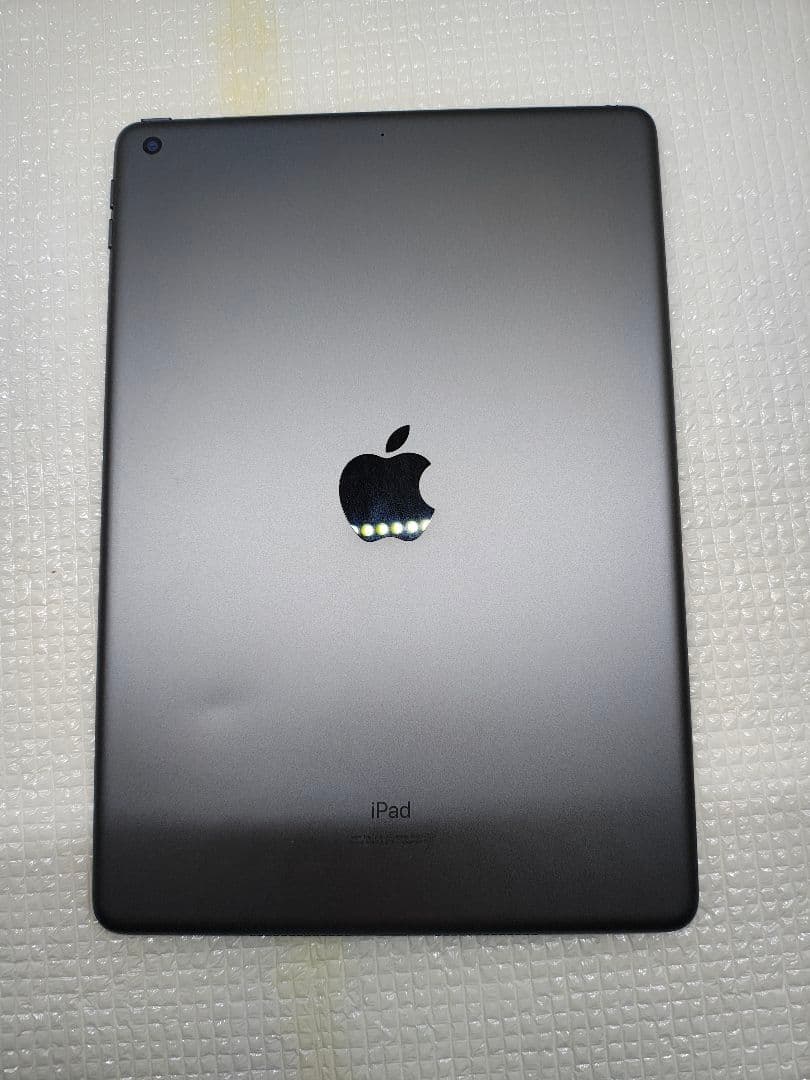 Apple iPad スペースグレー wifiモデル 128G