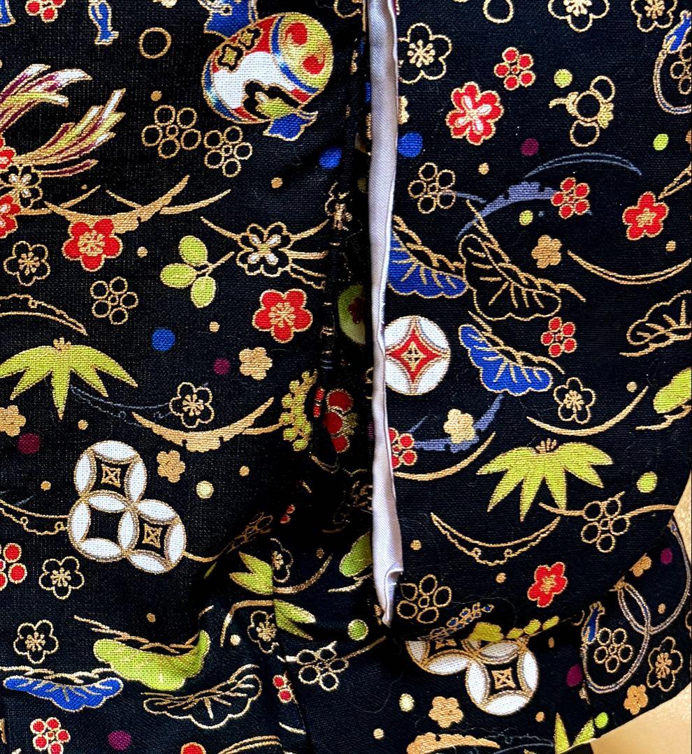 黒地金襴（きんらん）ミニ和装（ミニ着物）