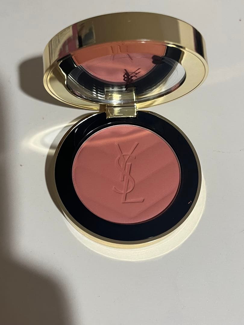 YSL メイクミーブラッシュ　パウダー06