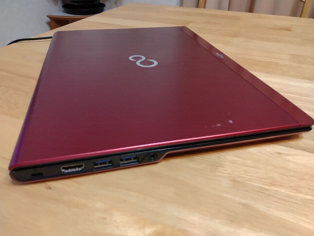 処分価格☆富士通 UH55/K i3-3277U 4GB SSD128