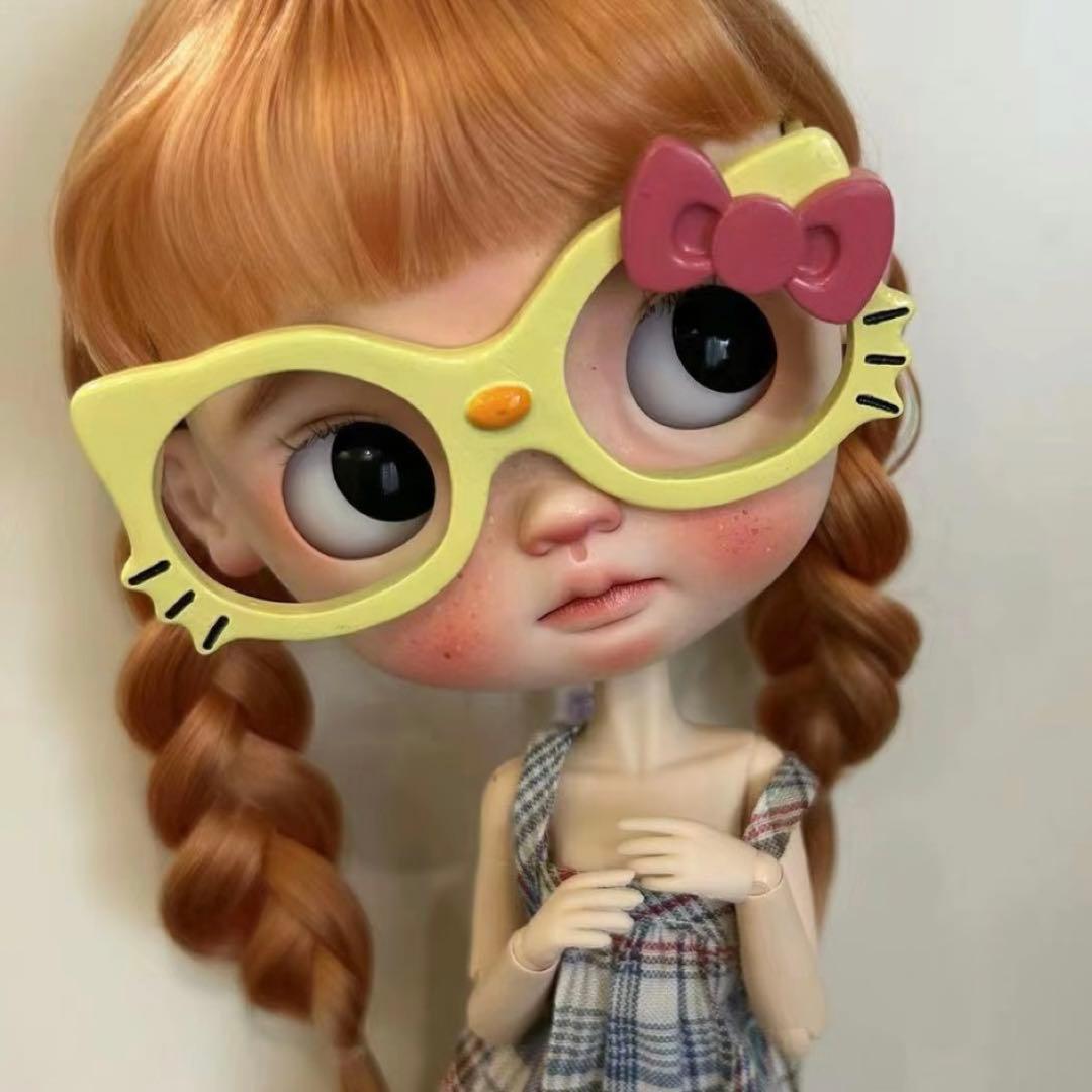 カスタムブライス 人形 海外作家様 まんまる 小さなお目目 困ったちゃん