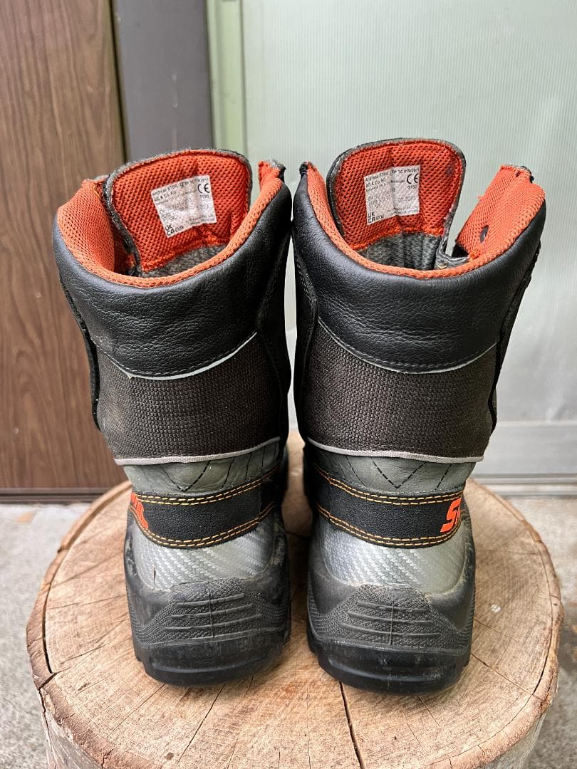 STIHL  チェンソーブーツ