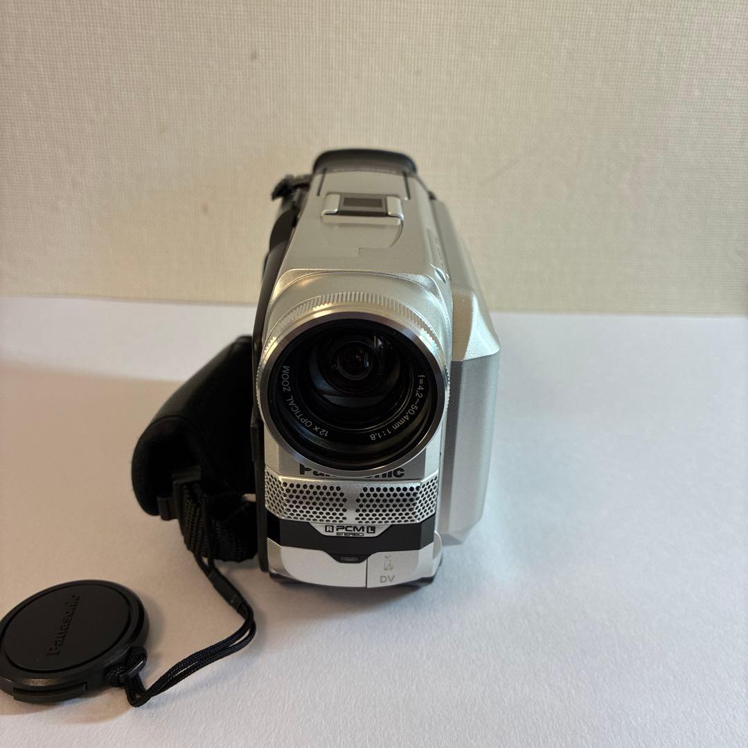 Panasonic NV-DS88 ビデオカメラ本体及び付属品