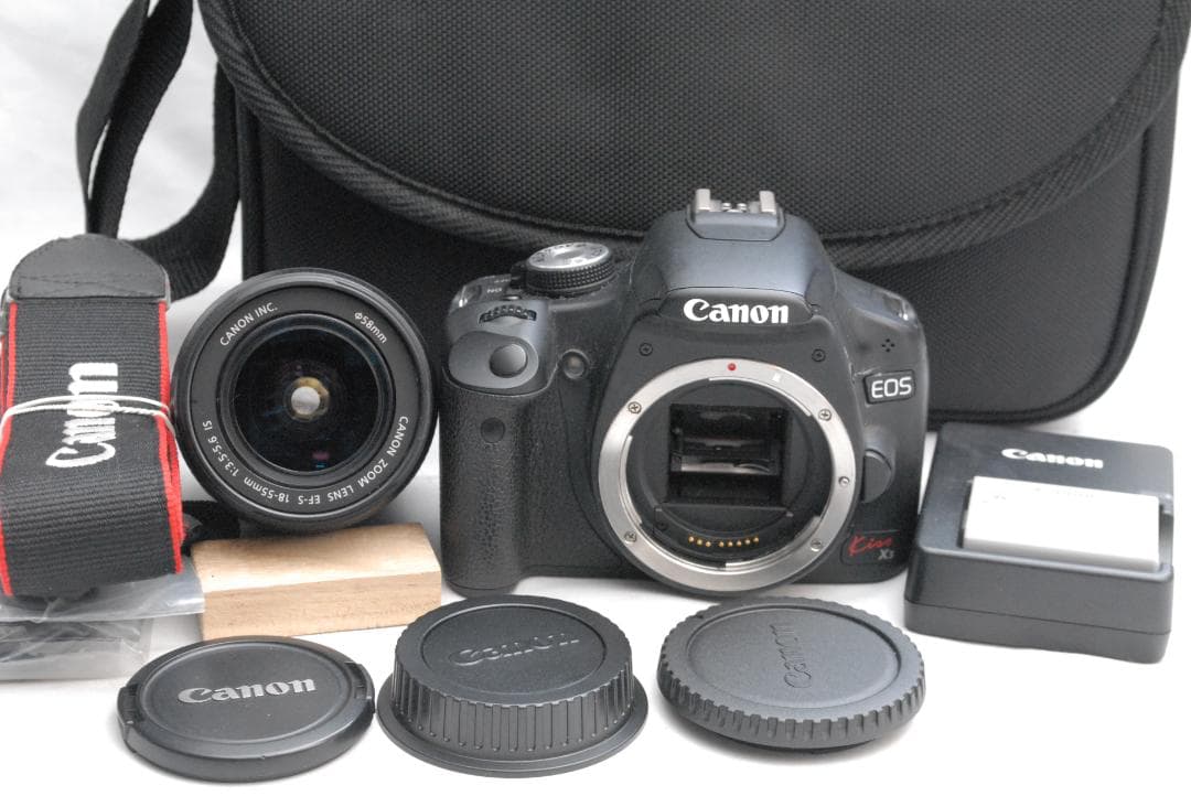 Canon EOS kiss X4/EFS-18-55mm IS (良品）