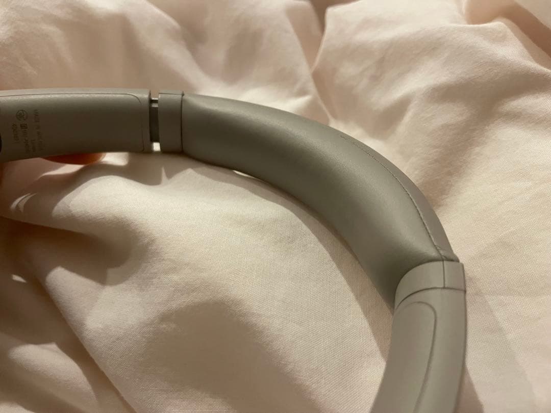 ジ*ン様 SONY ワイヤレスヘッドセット グレー WH-1000XM4ヘッドホ