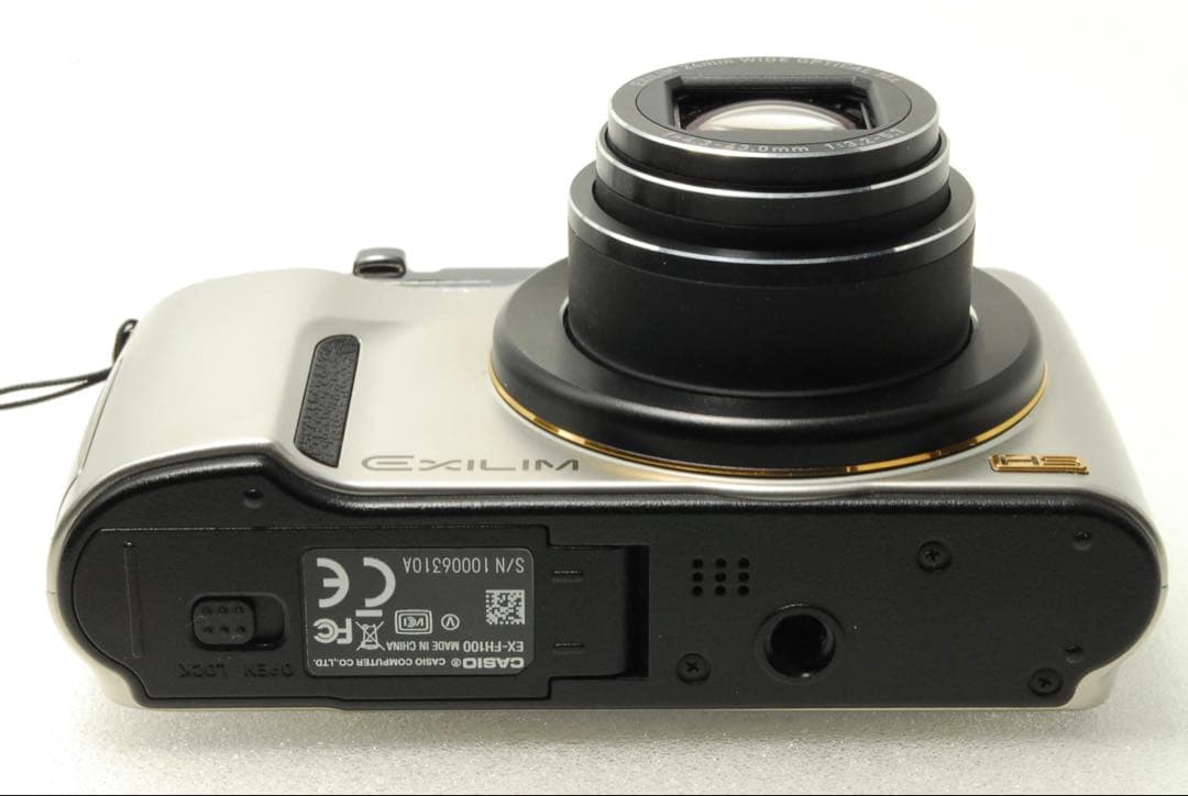 CASIO EXILIM EX-FH100 ❤️スマホ転送 動作確認済 シルバー