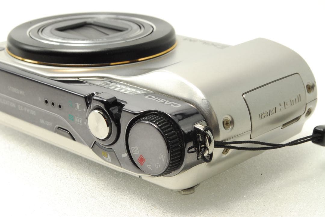 CASIO EXILIM EX-FH100 ❤️スマホ転送 動作確認済 シルバー