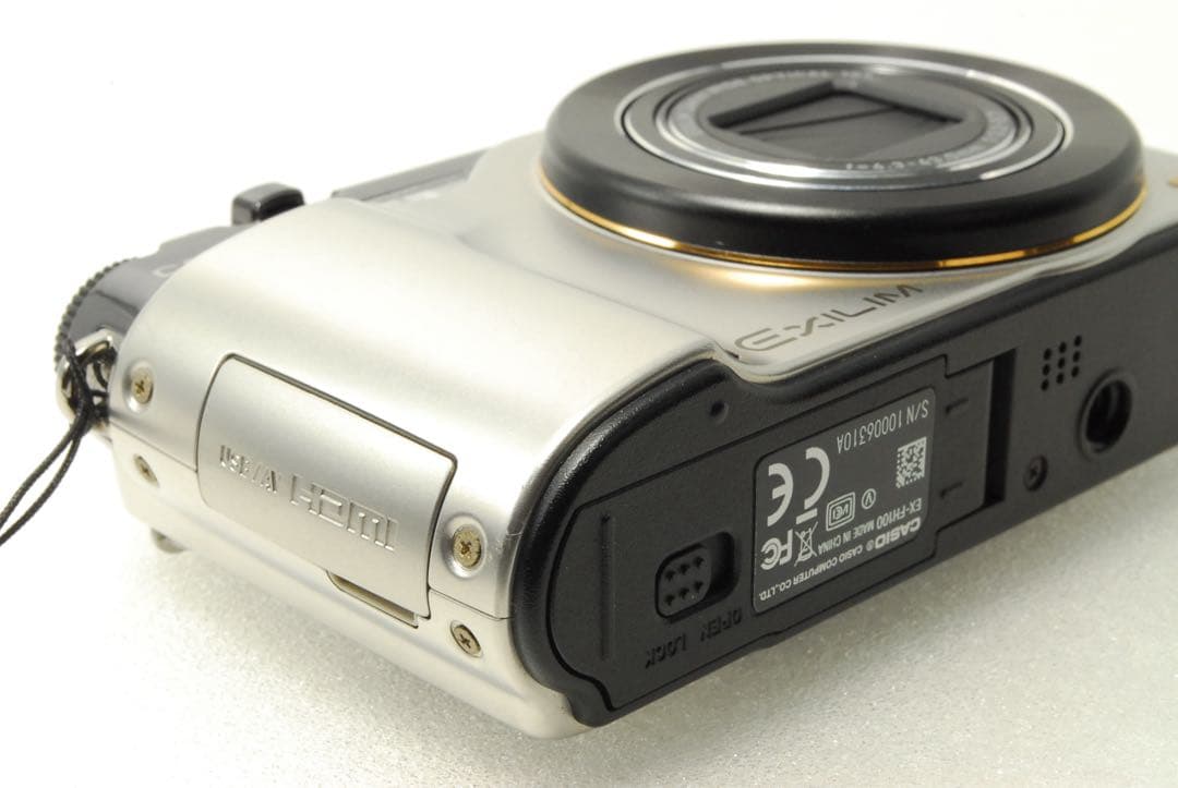 CASIO EXILIM EX-FH100 ❤️スマホ転送 動作確認済 シルバー