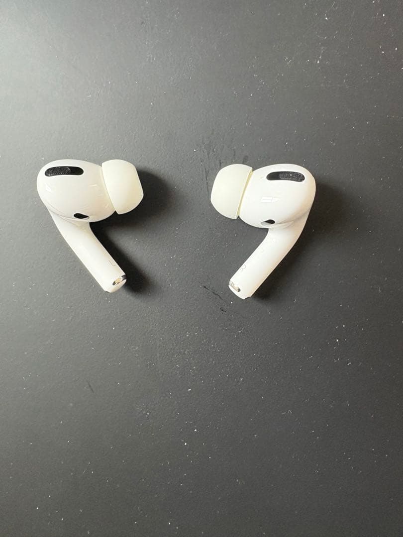 【右側イヤホンノイズ使用不可】AirPods Pro 第一世代+ゲーム機風ケース