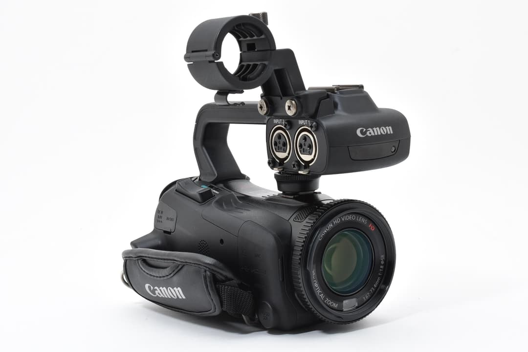 ■極上品■ キヤノン ビデオカメラ XA25 #C860