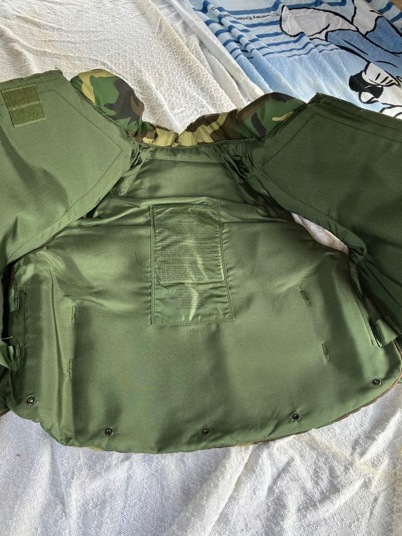 ミリタリーグッズ　ボディアーマー 米陸軍 迷彩 防弾チョッキ PASGTベスト