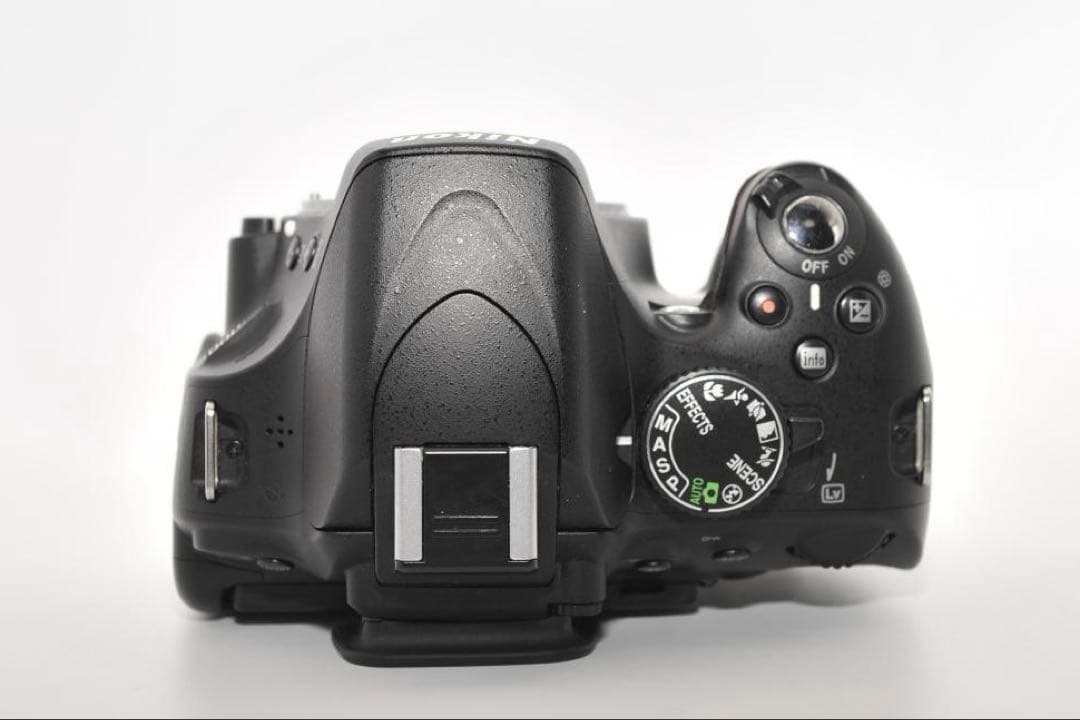 美品✨Nikon D5100✨自撮り ニコン 一眼レフ 望遠レンズ スマホ転送