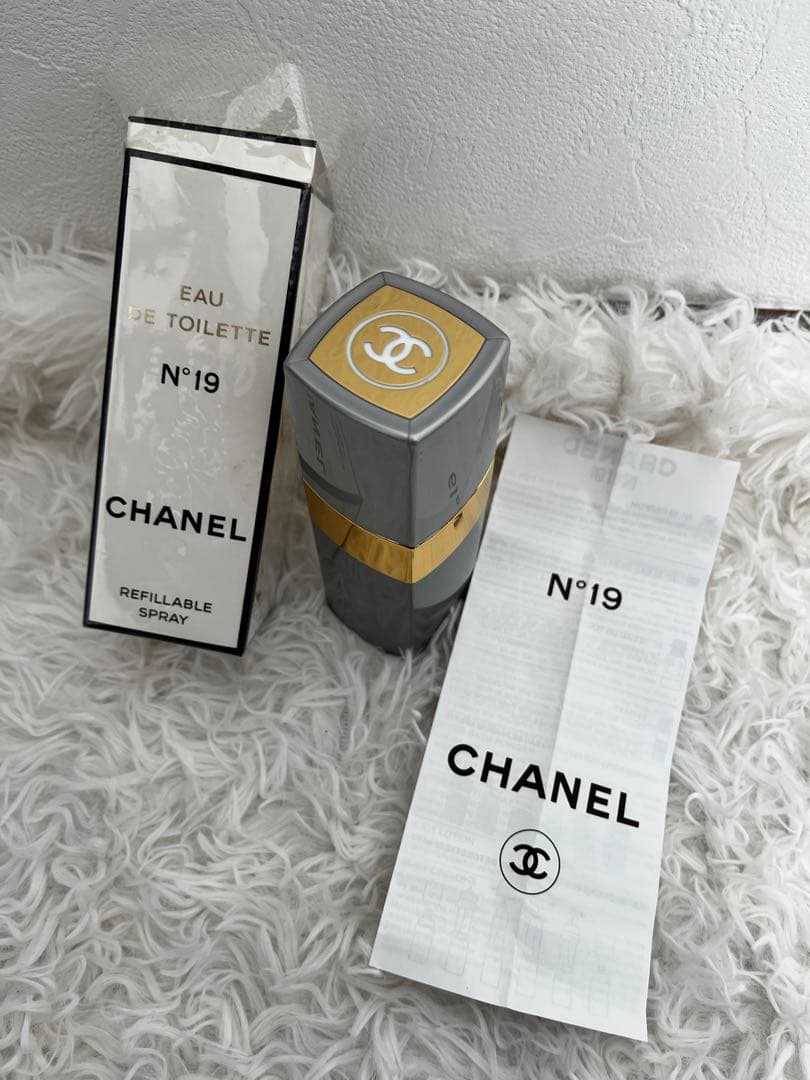 CHANEL シャネル N°19 リフィラブルスプレー 50 ml﻿