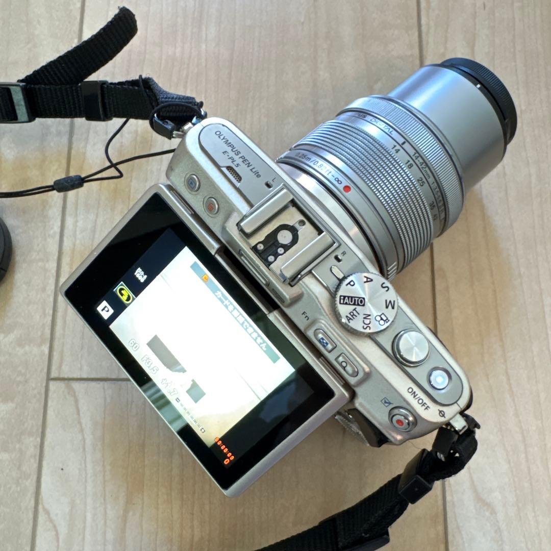 OLYMPUS オリンパス　PEN Lite E-PL5 稼動品　中古