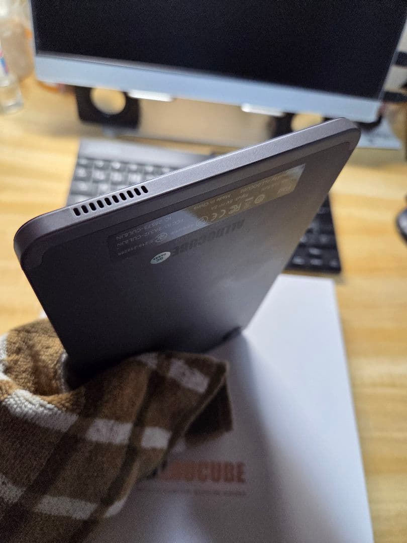 美品　ALLODOCUBE　 IPLAY 60 MINI PRO タブレット