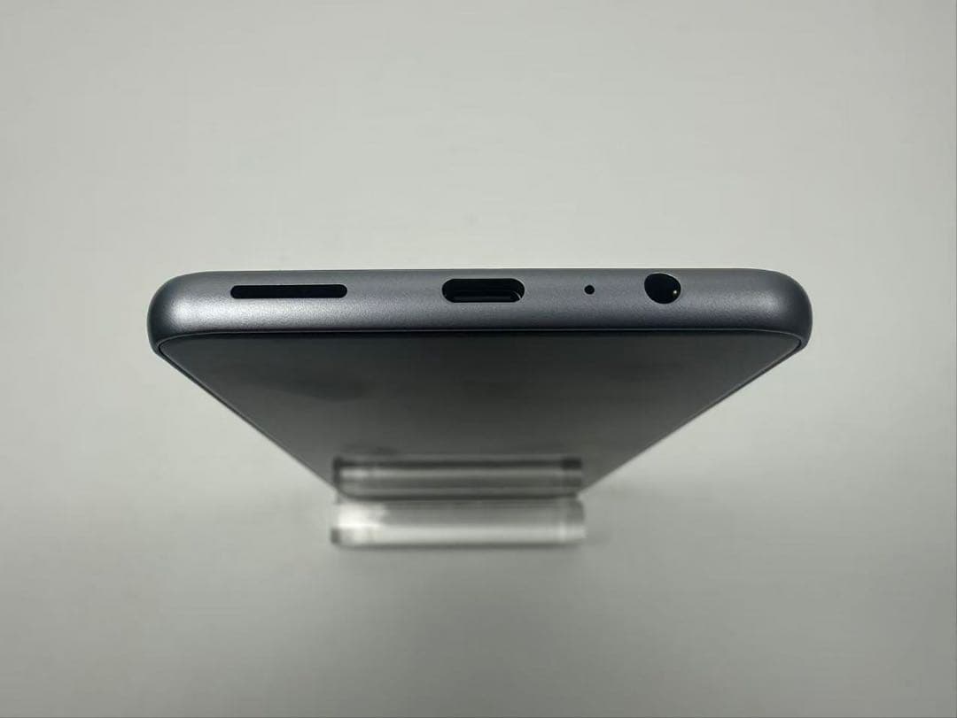 新品同様 Arrows We2 Plus F-51E 256GB グレイ