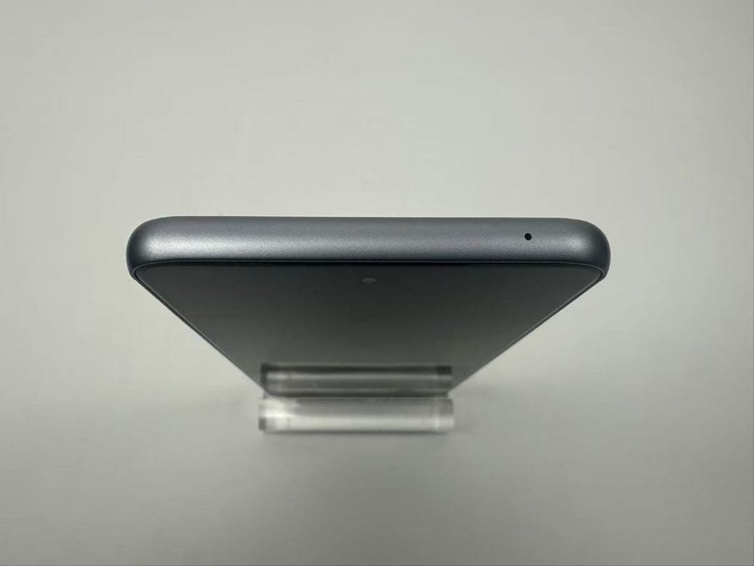 新品同様 Arrows We2 Plus F-51E 256GB グレイ