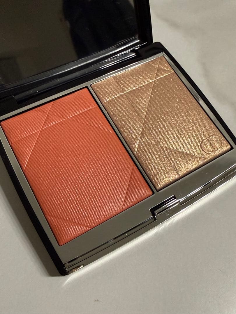 Dior スキンルージュブラッシュ カラー&グロウ 457