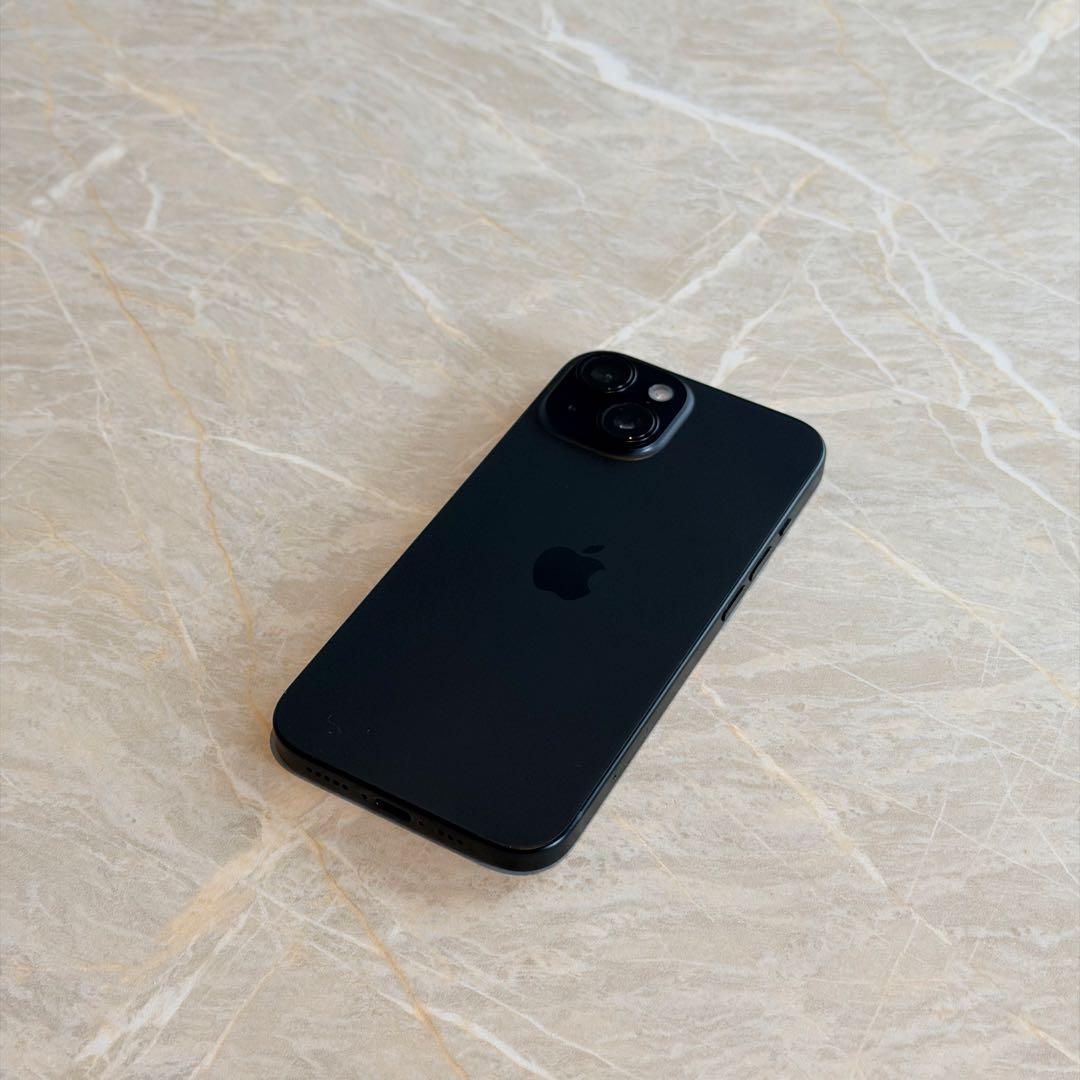 【画面無傷】iPhone 15 ブラック128 GB SIMフリー 　箱付き