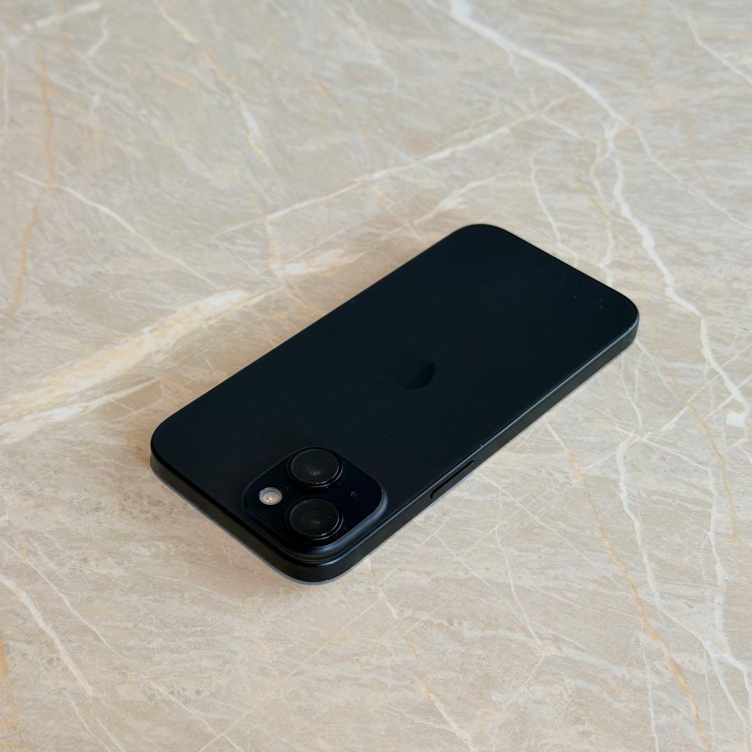 【画面無傷】iPhone 15 ブラック128 GB SIMフリー 　箱付き