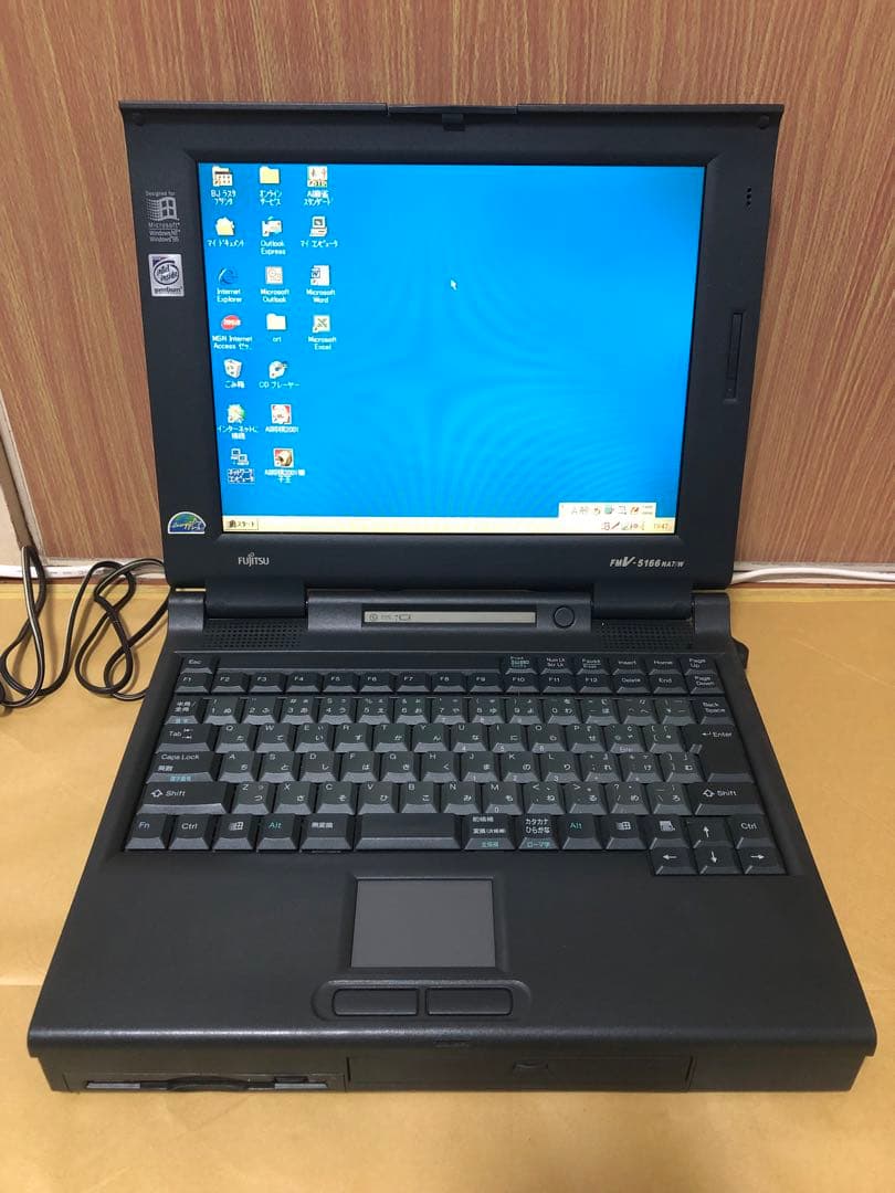 FMV-5166NA7/WBIBLO ノートPC ACアダプター付き