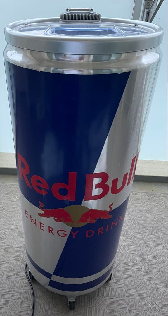 最終値下 Red Bull 缶型冷蔵庫 キャスター付き 特大 非売品 業務用