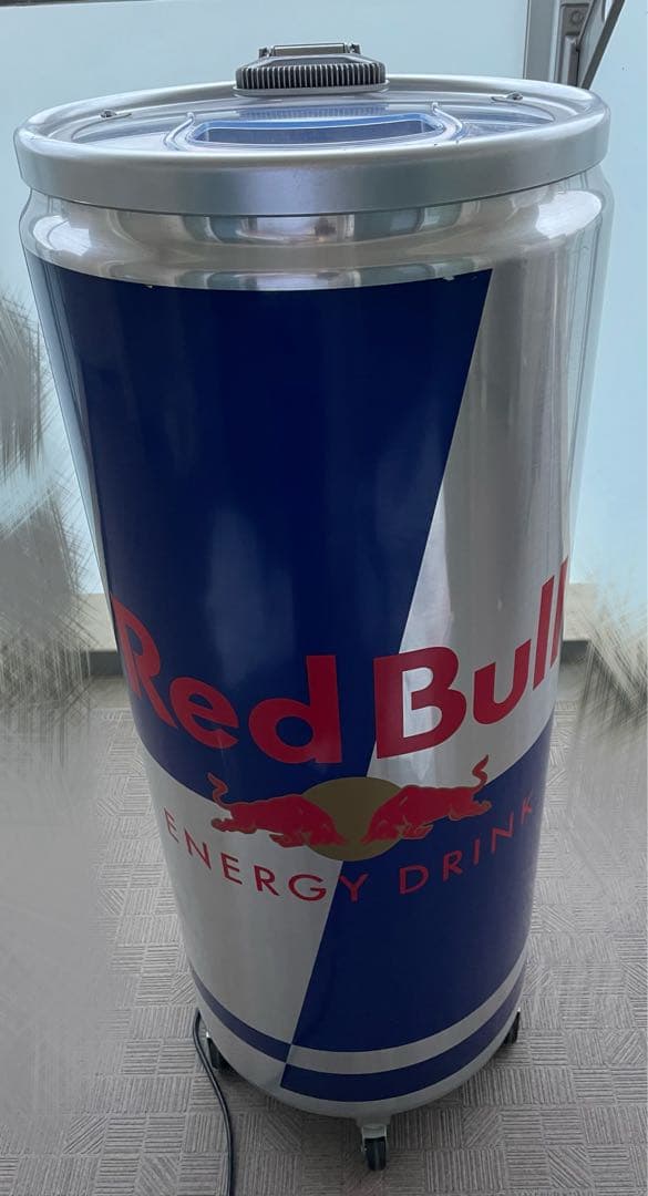 最終値下 Red Bull 缶型冷蔵庫 キャスター付き 特大 非売品 業務用