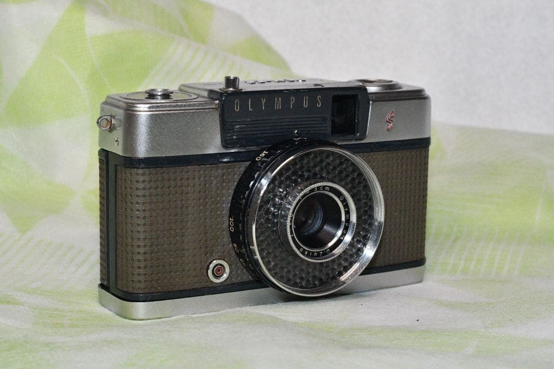 《動作品》OLYMPUS PEN EE S a376