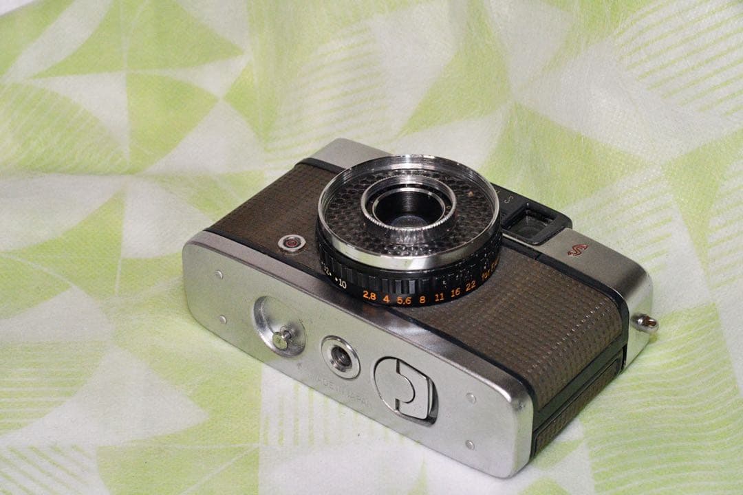 《動作品》OLYMPUS PEN EE S a376