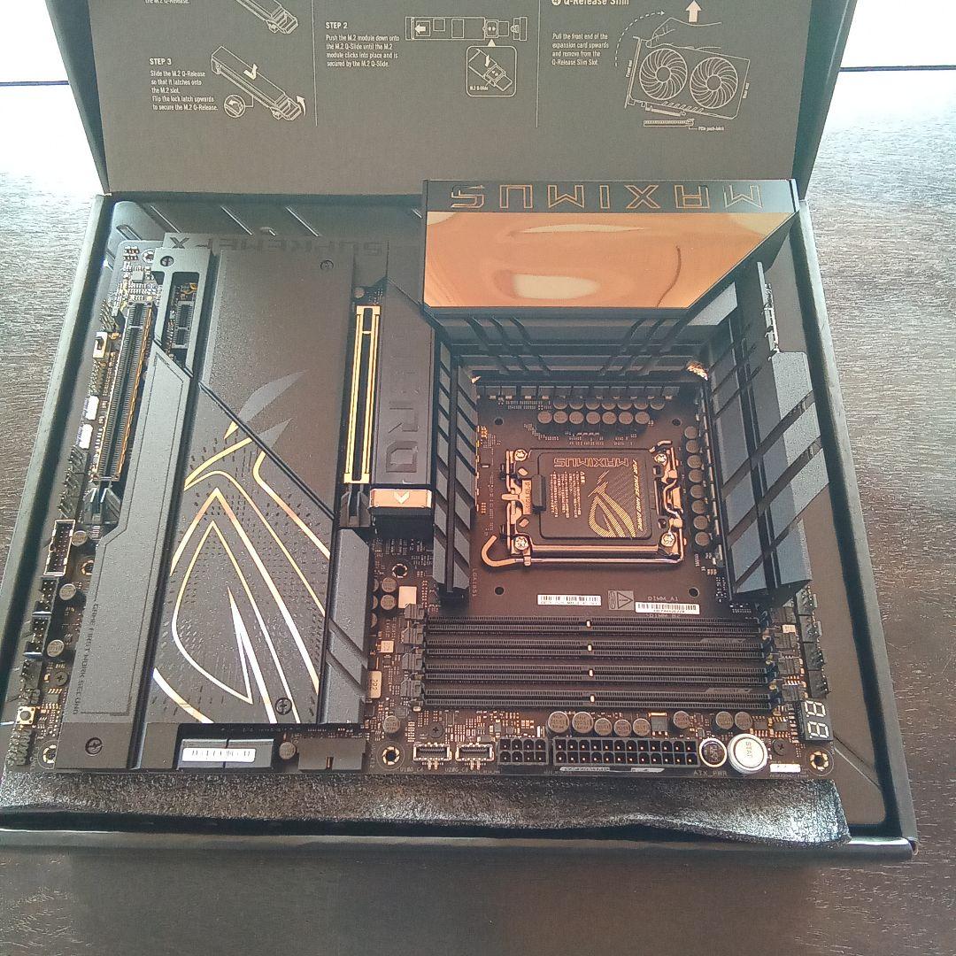 マザーボード ASUS ROG MAXIMUS Z890 HERO