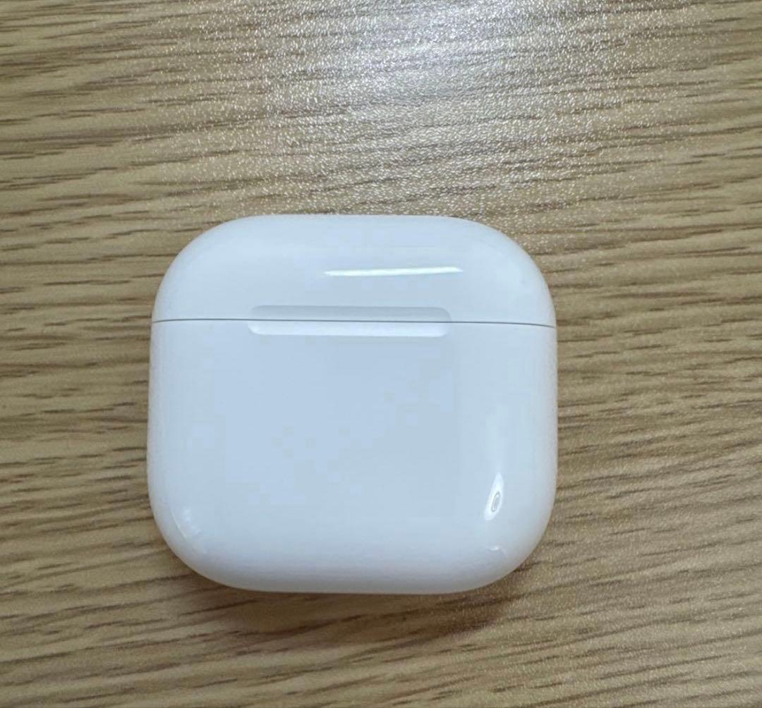 AirPods 4 ノイズキャンセルなし