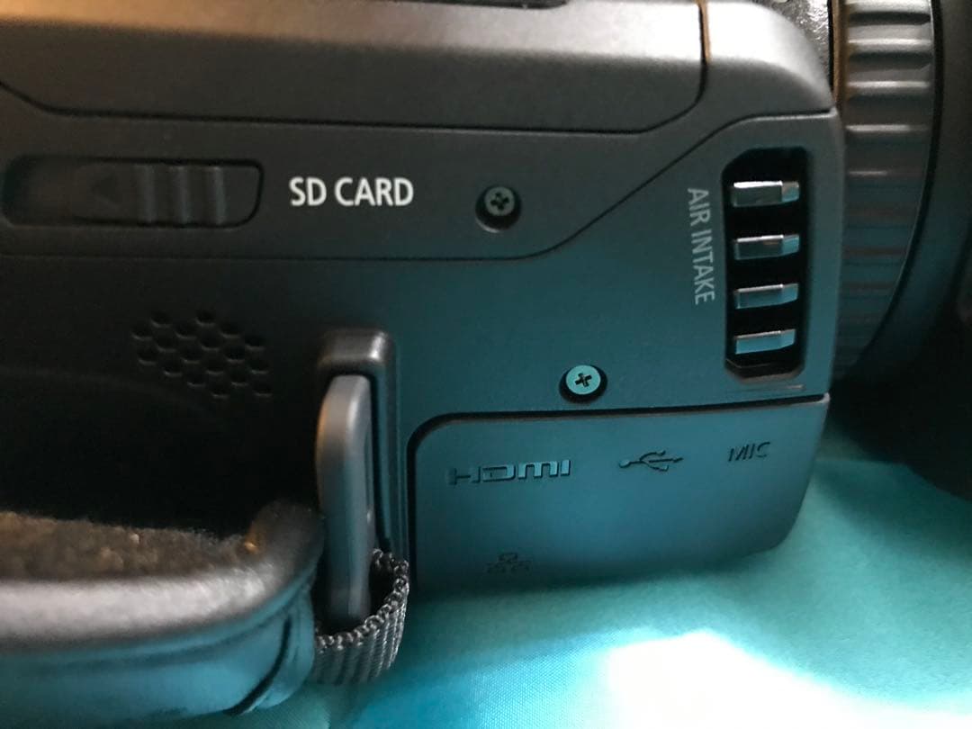【再値下げ】Canon XF400 4K 業務用ビデオカメラ本体（新品）