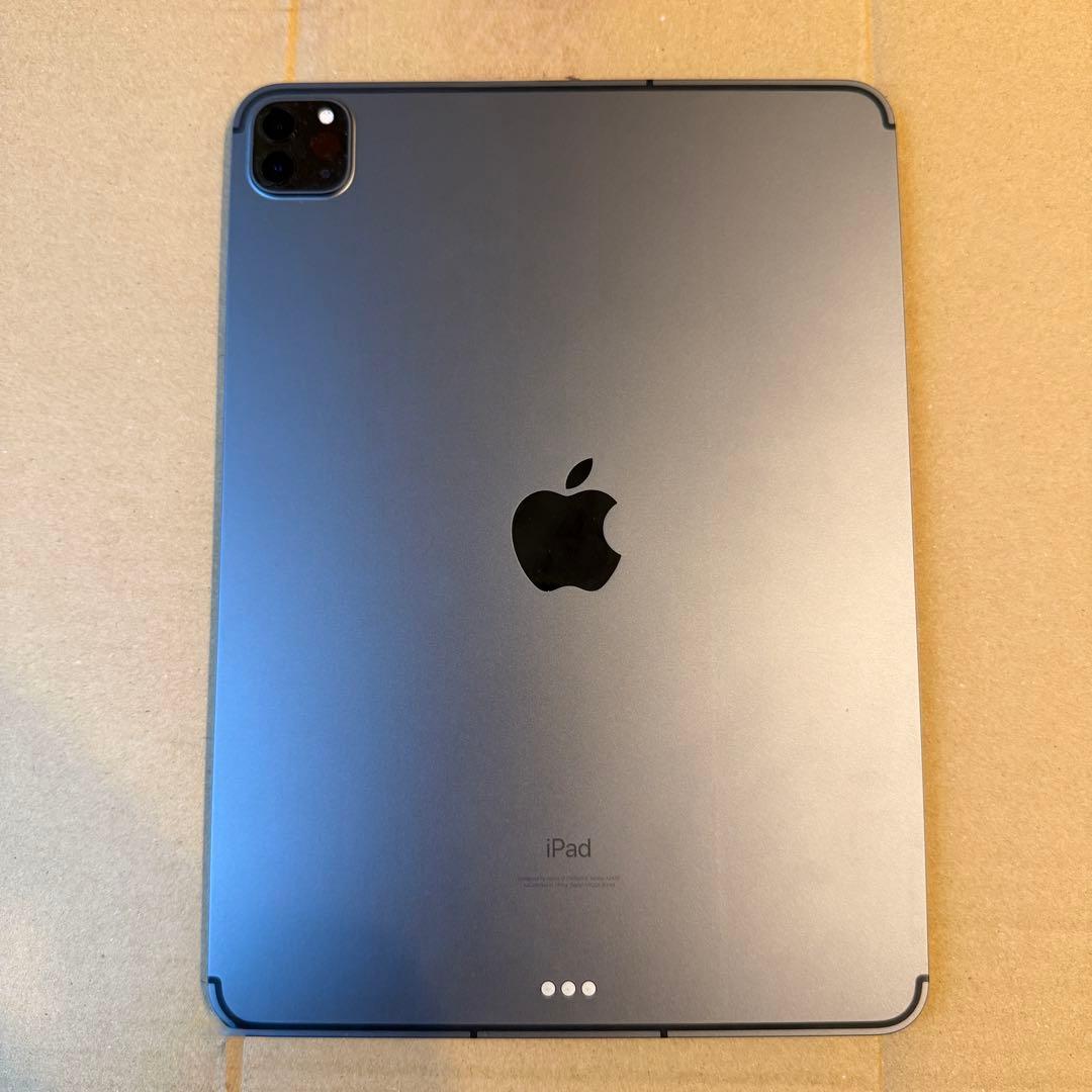 iPadPro11インチ第3世代 1TB Magic Keyboard付き