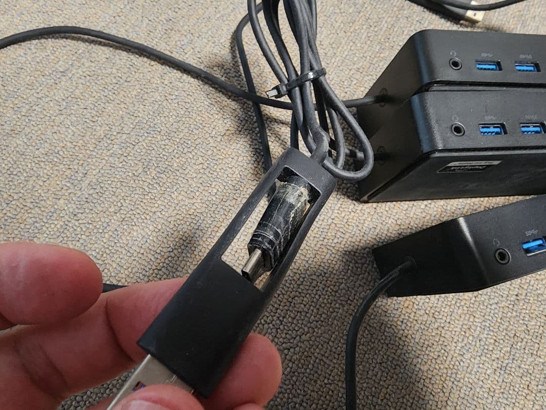 中古動作品DELL ドッキングステーション ジャンクx3台