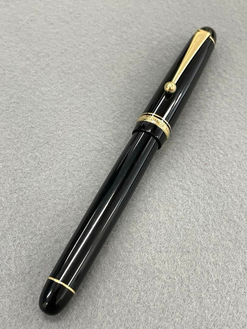 PILOT 万年筆 CUSTOM 74 14K　ニブ：FM