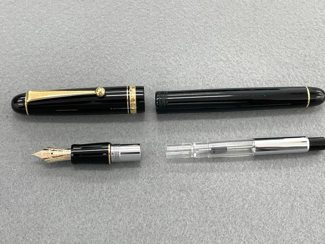 PILOT 万年筆 CUSTOM 74 14K　ニブ：FM